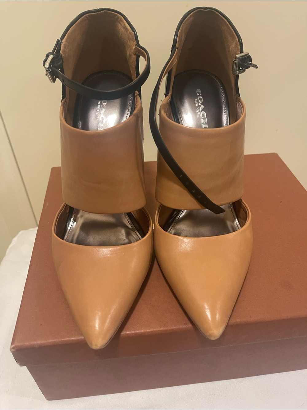 Coach Two-Tone Tan and Black calf leather Pointed toe High Heel pumps